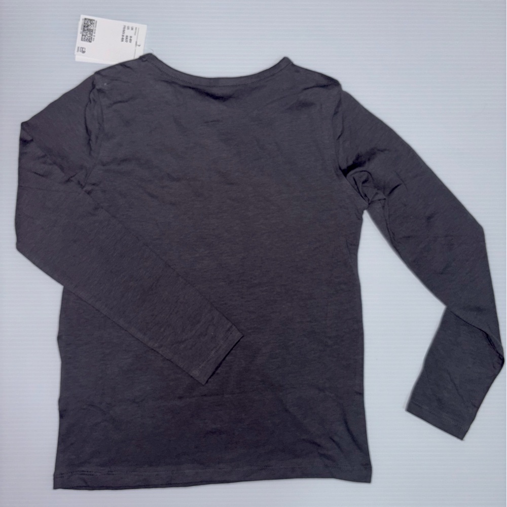 H&M Kids Girls Grey Long Sleeve with bats size 6-8 - Picture 4 of 4